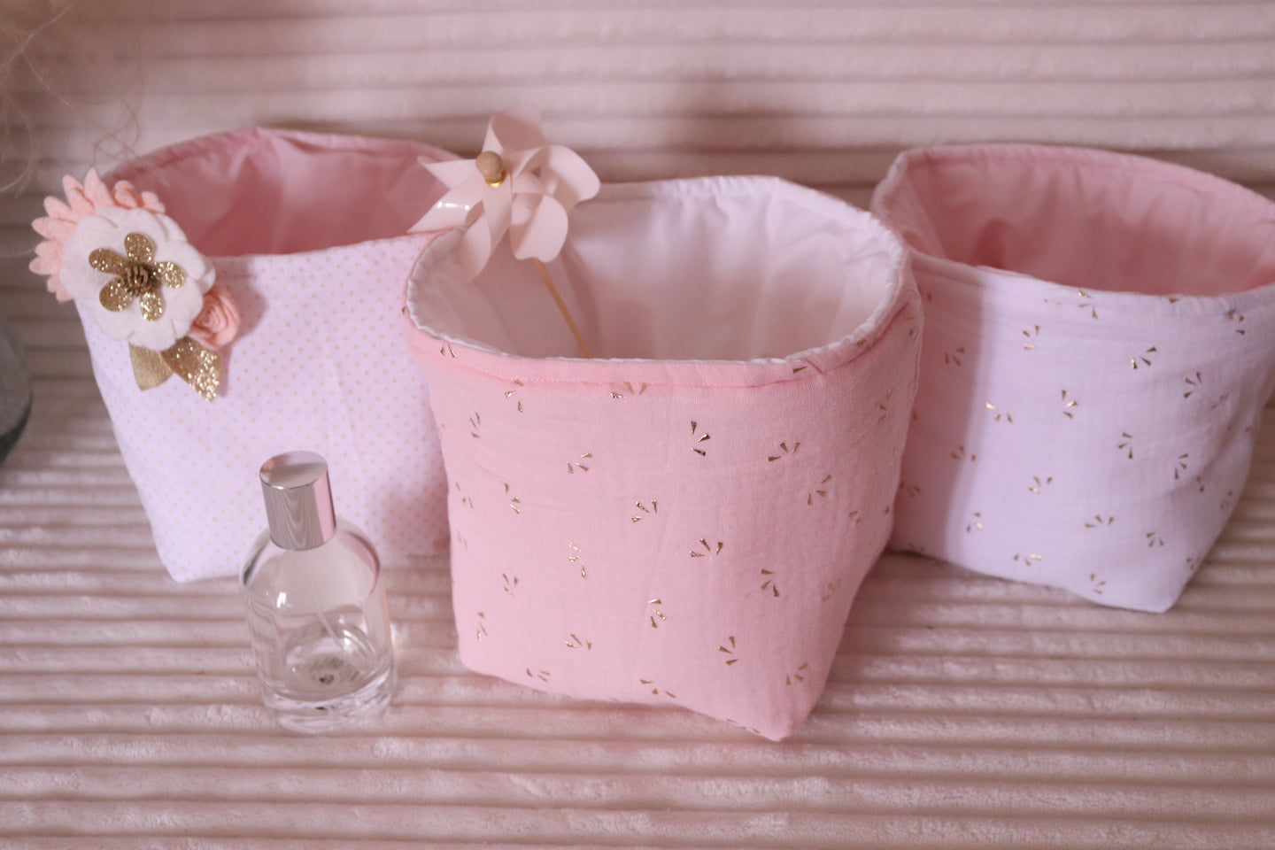 Lot de 3 Paniers de rangement gaze de coton rose et doré