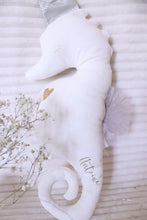 Charger l&#39;image dans la galerie, veilleuse hippocampe  cadeau naissance bébé